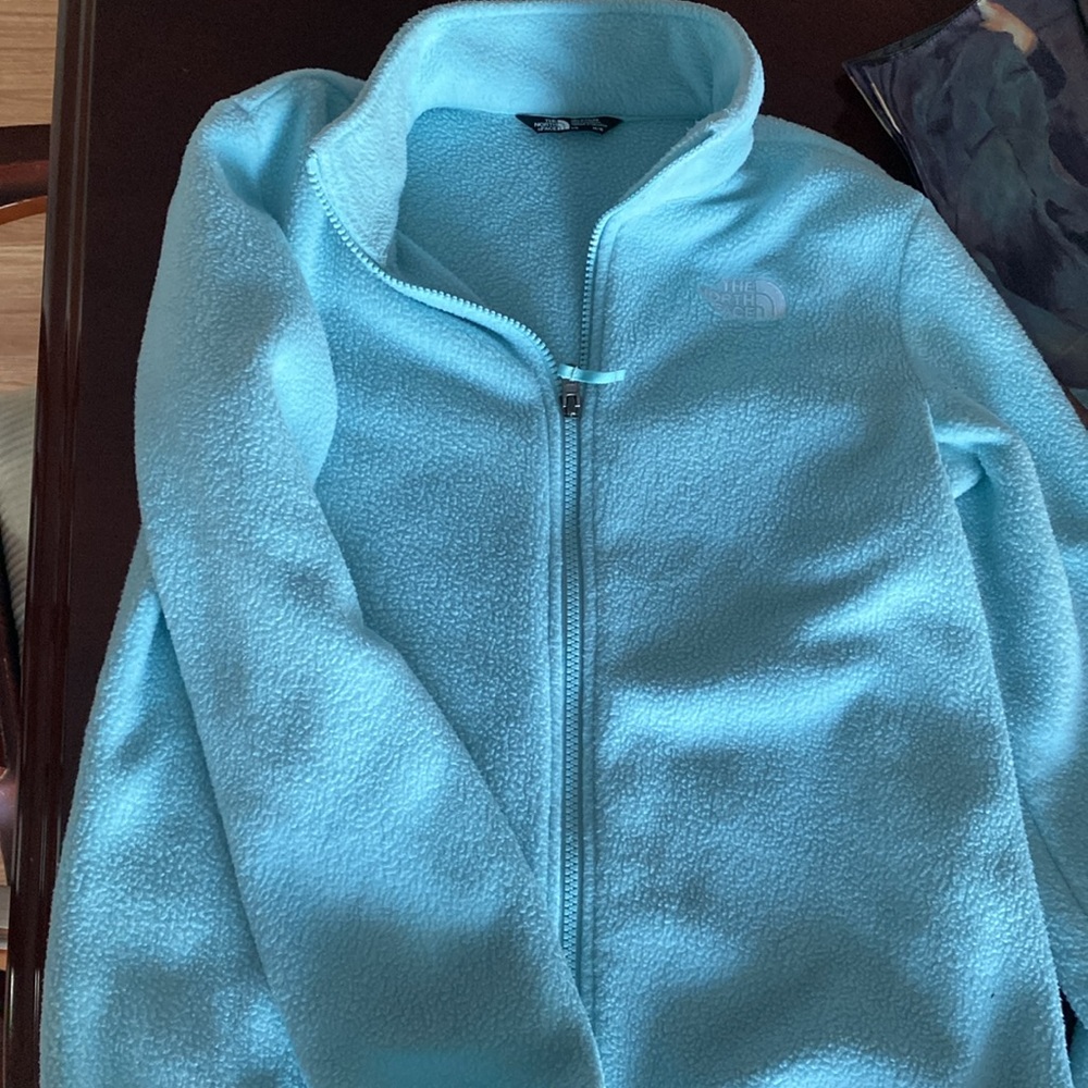 North Face - Picture 3 of 3